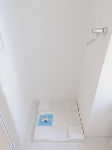 その他　室内洗濯機置場です