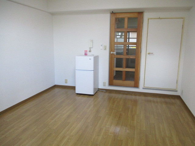 居室・リビング　きれいなお部屋です
