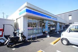 コンビニ　ローソン 清瀬中里三丁目店（コンビニ）まで379m