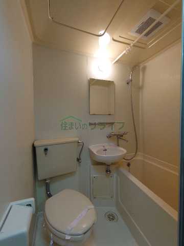 バス・シャワールーム　別部屋同タイプ部屋の参考写真となります。
