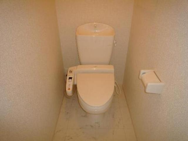トイレ　別部屋参考写真です