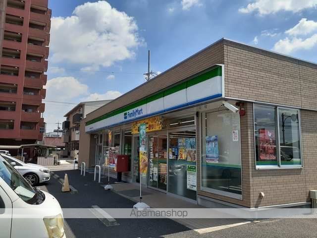 コンビニ　ファミリーマート鳥居松８丁目店（コンビニ）まで52m