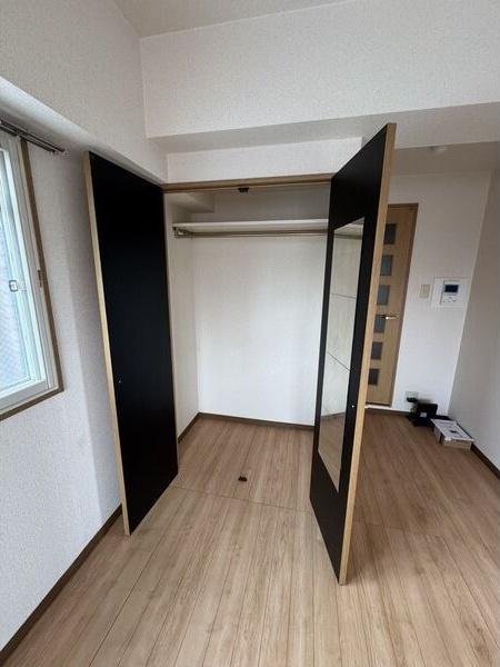 収納　※写真は同じマンションの違う部屋のものになります。
