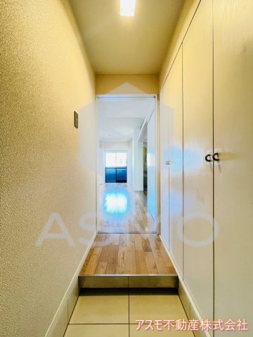 玄関　※同物件　別間取り　参考写真