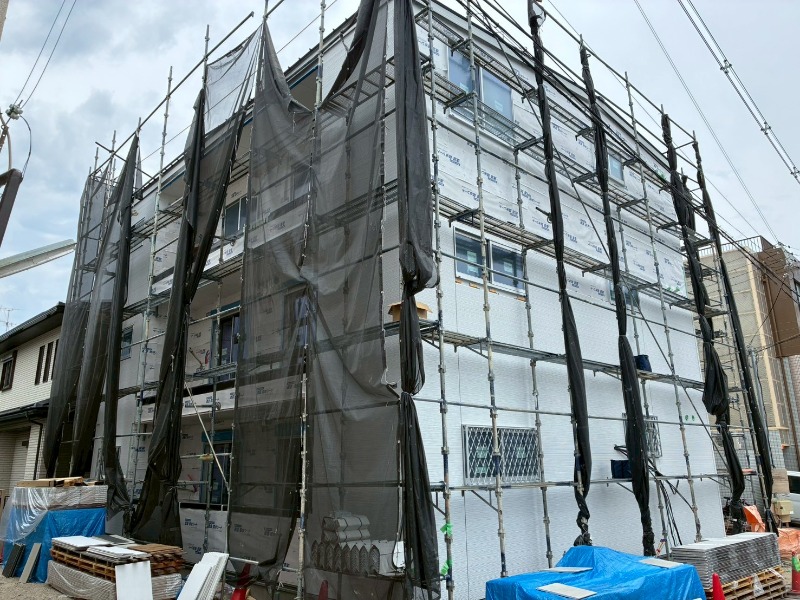 建物外観　工事中