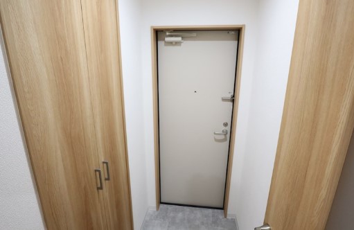 クレアール堺町Iの玄関写真