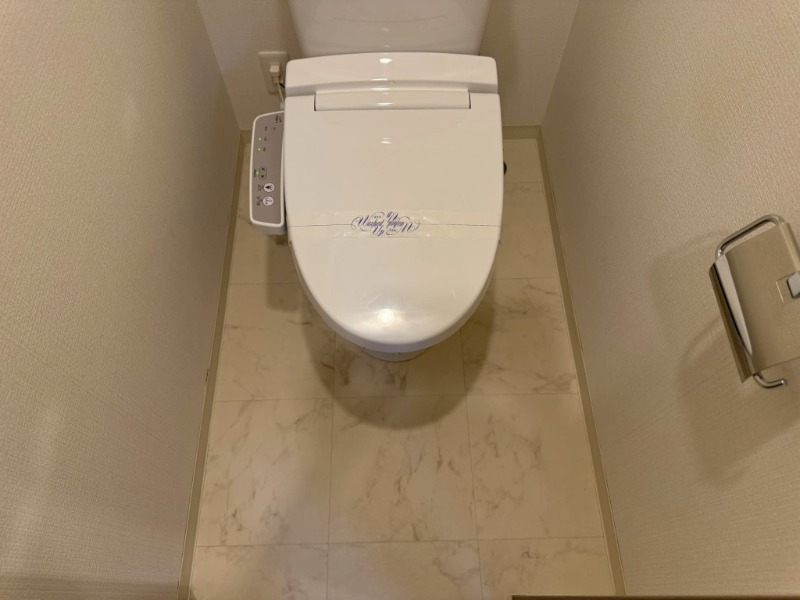 トイレ　トイレ