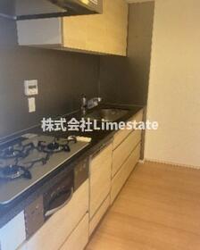 Brillia大井町 LA VIE EN TOWERのキッチン写真