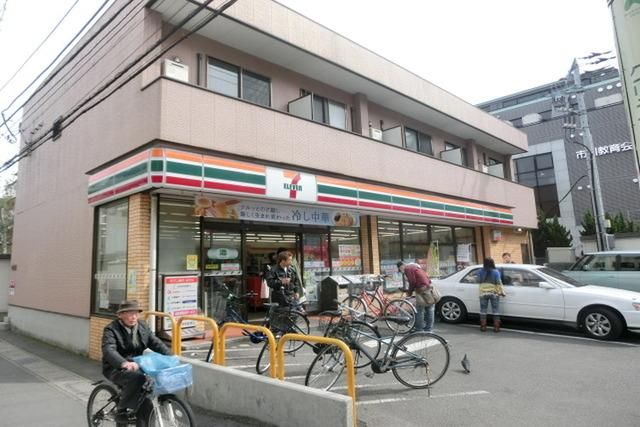 コンビニ　セブンイレブン（コンビニ）まで403m