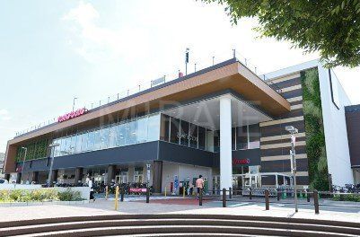 スーパー　ヨークフーズ上大岡店（スーパー）まで220m