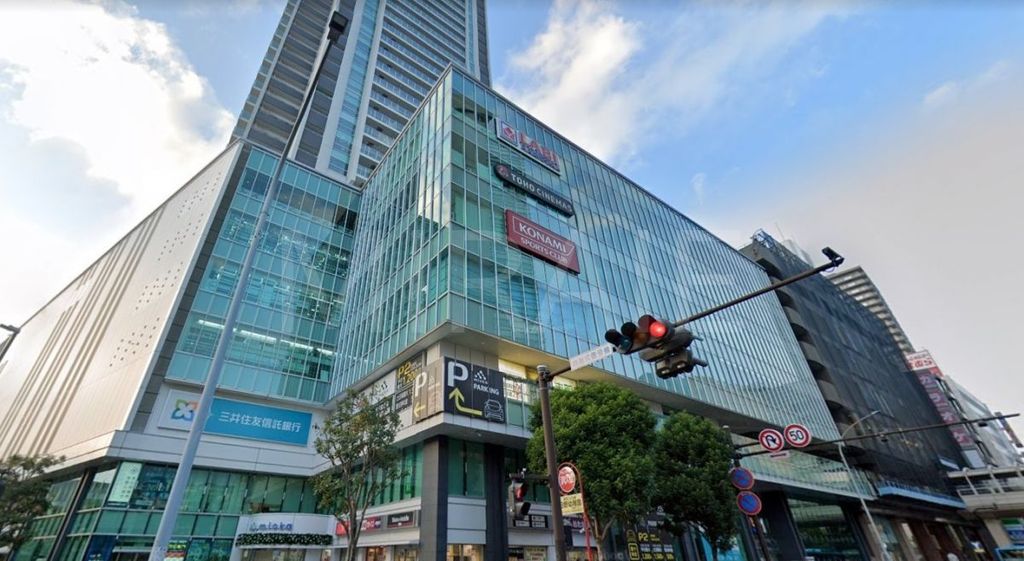 ホームセンター　ヤマダデンキLABI上大岡（ホームセンター）まで400m