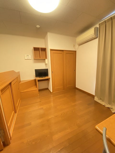 居室・リビング　使いやすい居間です