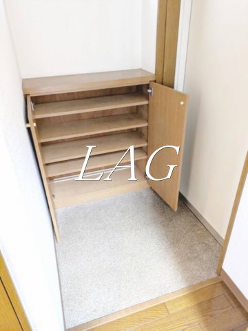 玄関　玄関です。