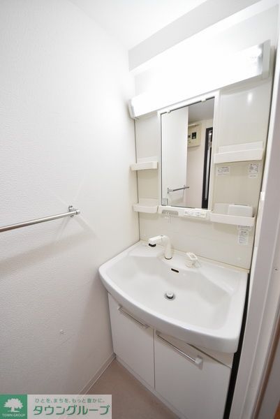 洗面設備　類似写真