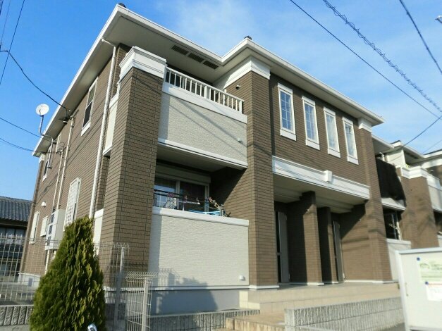 建物外観　外観は落ち着いています