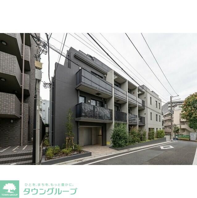建物外観　新築工事中