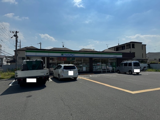 コンビニ　ファミリーマート　茨木沢良宜浜店（コンビニ）まで467m
