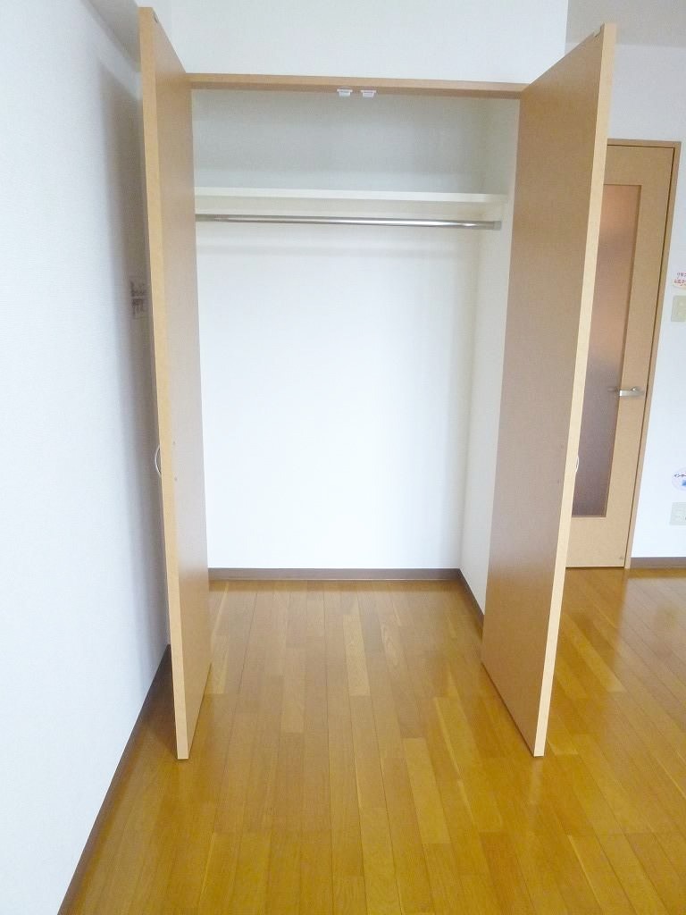 リファレンス下呉服町の内装写真