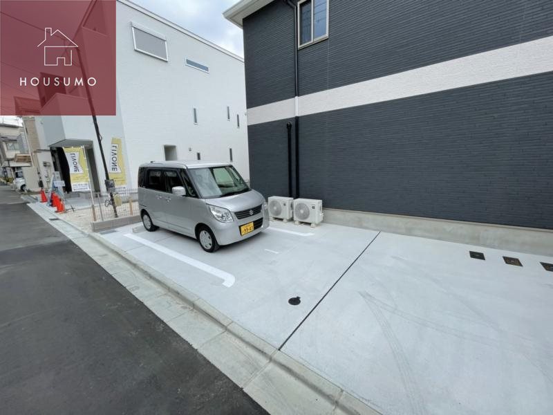 駐車場　車をお持ちの方に嬉しい駐車場付きの物件です