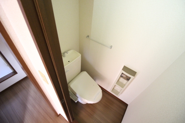 パルメゾン B棟のトイレ写真