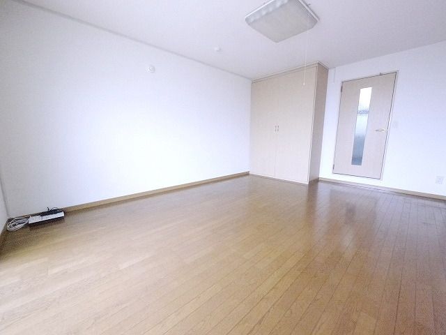 居室・リビング　★日当りの良いお部屋です★