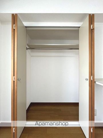 ＪＲ総武線 市川駅 徒歩10分 4階建 築55年の内装写真