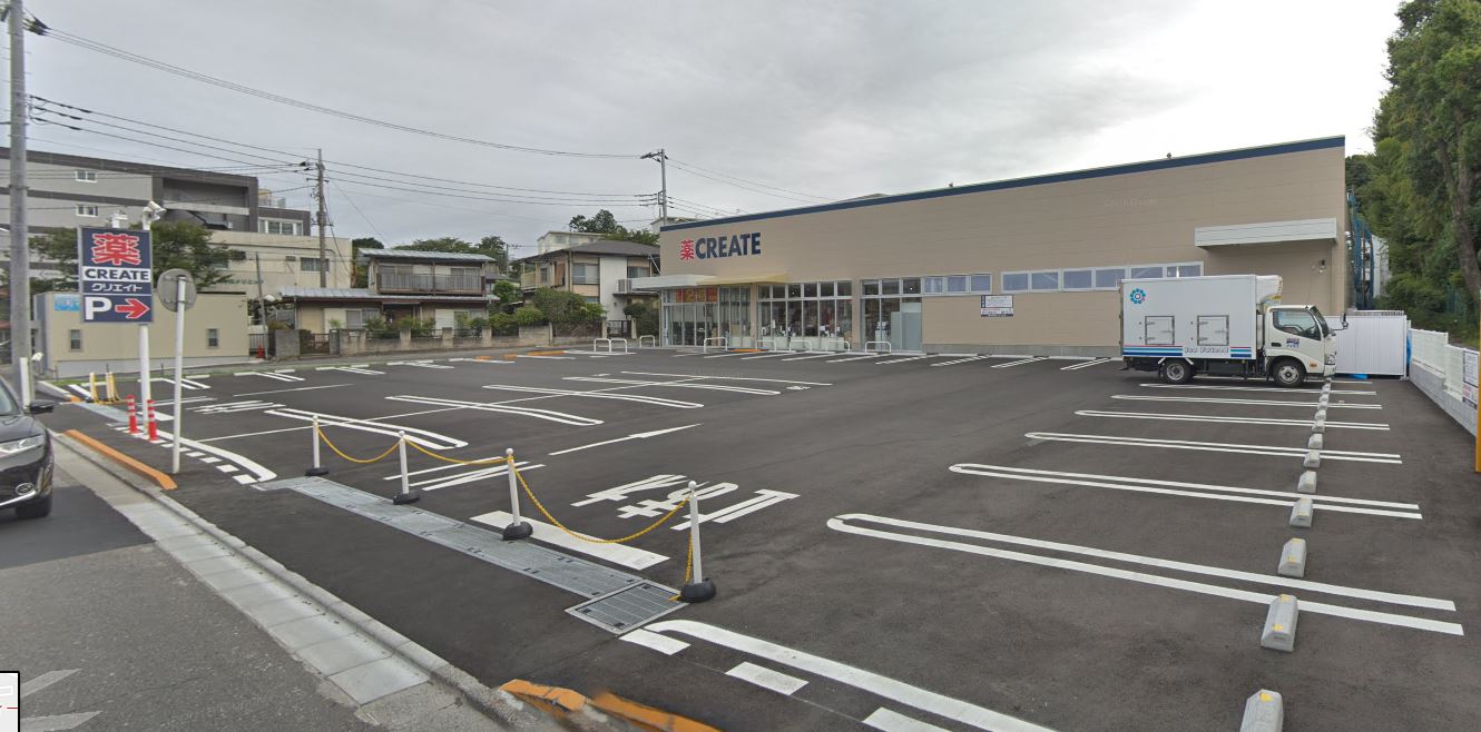 ドラックストア　クリエイトエス・ディー都筑川和町店（ドラッグストア）まで731m