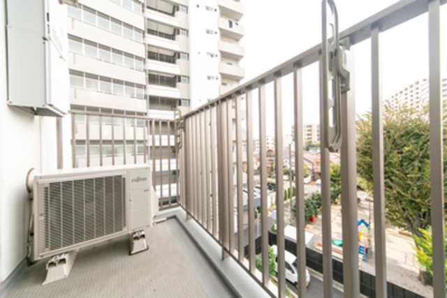 バルコニー　※写真は同タイプ住戸です。