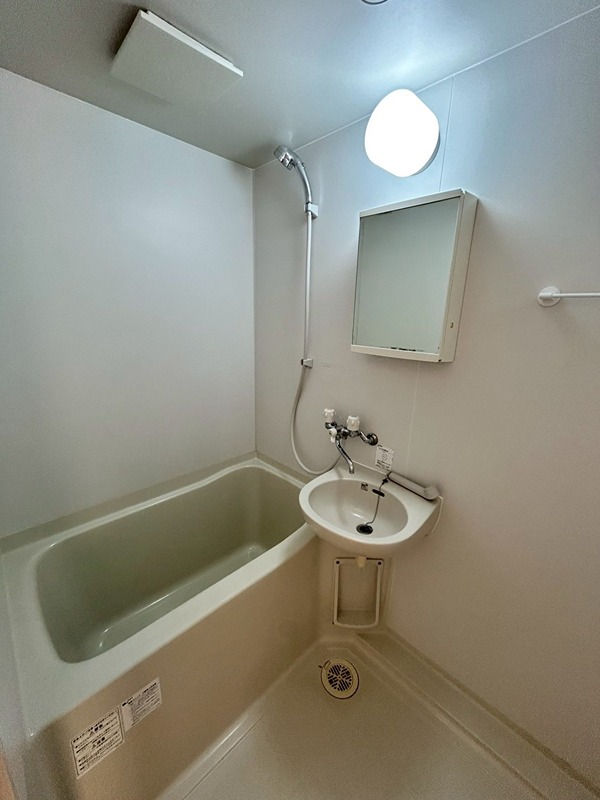 バス・シャワールーム　他部屋参考写真