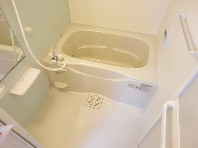バス・シャワールーム　きれいなお風呂です