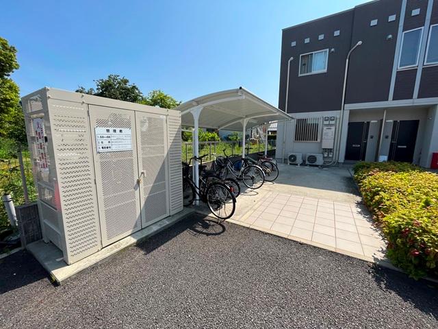 建物外観　外観写真（昼）