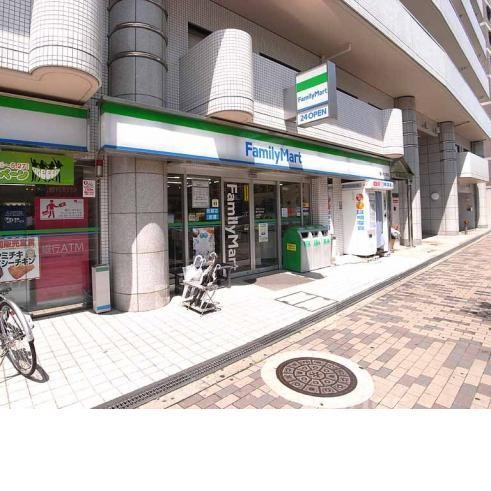 コンビニ　ファミリーマート堀川中立売店（コンビニ）まで500m