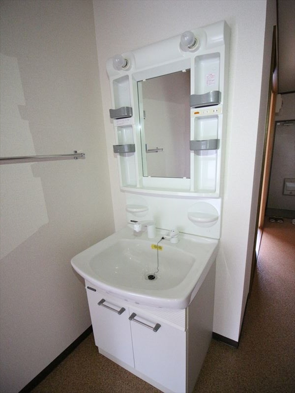 洗面設備　シャンプードレッサー