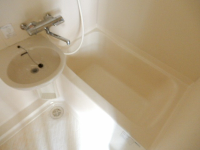 バス・シャワールーム　図面と現状に相違がある場合には現状を優先