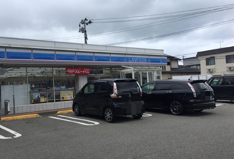 コンビニ　ローソン土崎港南二丁目店（コンビニ）まで500m