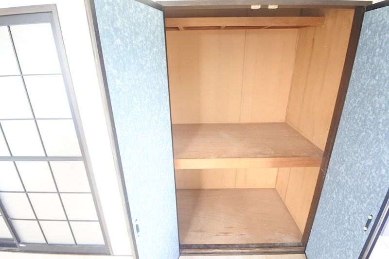 収納　洋室収納