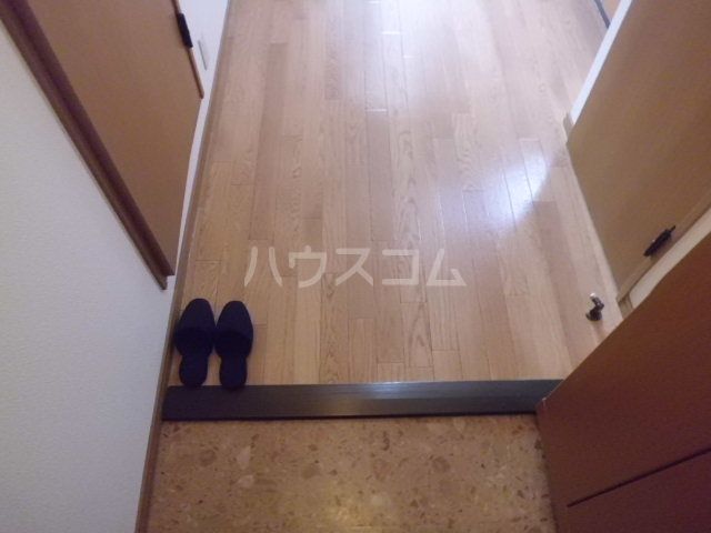 【名古屋市天白区平針南のアパートの玄関】