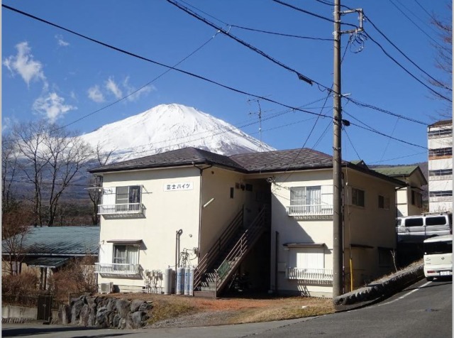 駿東郡小山町須走のアパートの建物外観