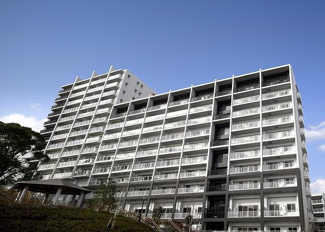 【北区西ケ原のマンションの建物外観】