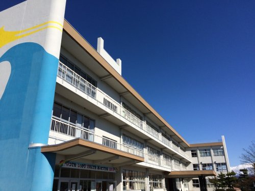 【さくらいマンション石田浜の小学校】