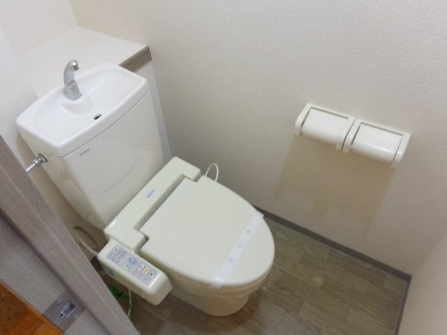 トイレ　シャワー付トイレ