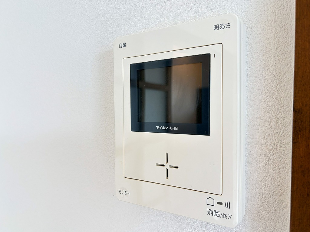 セキュリティ　モニター付きインターホン