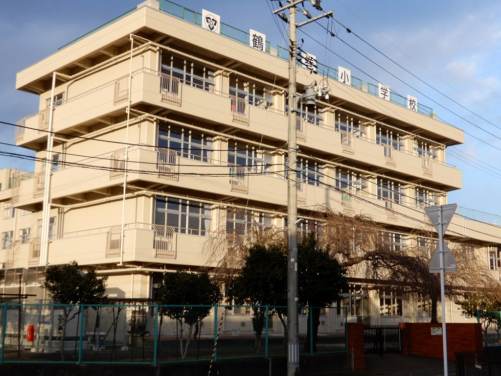 小学校　仙台市立鶴巻小学校（小学校）まで2055m