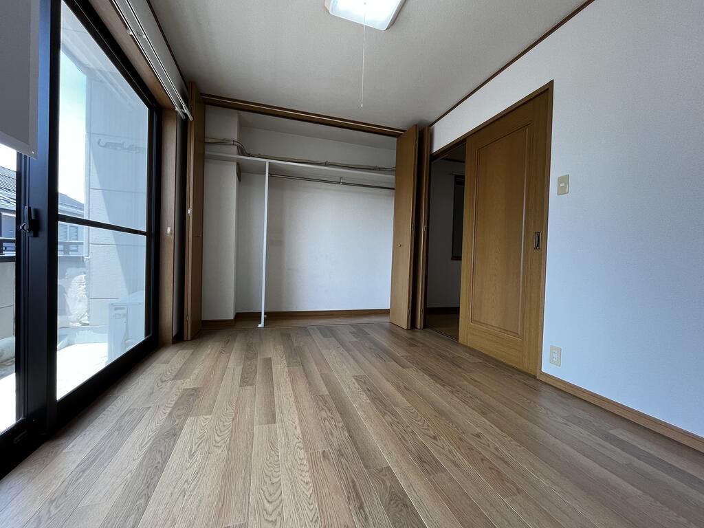 バルコニー　広々クローゼット♪