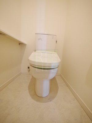 トイレ　フレンシア外苑西