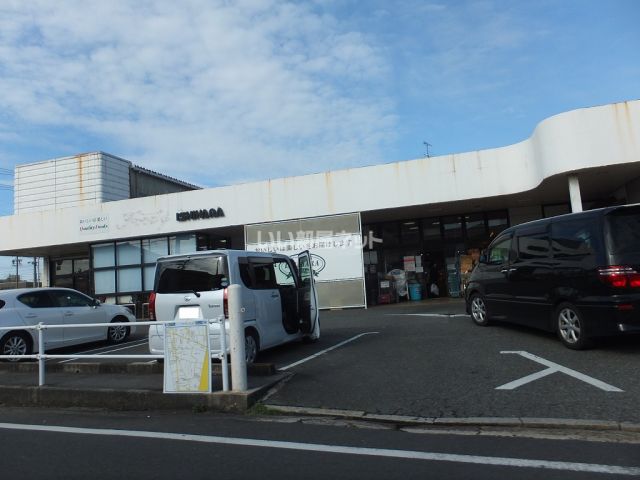 スーパー　ISHIHARA常滑店（スーパー）まで739m