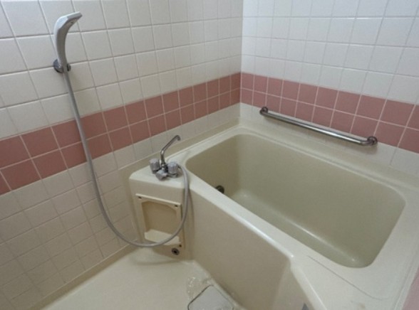 バス・シャワールーム　お風呂です