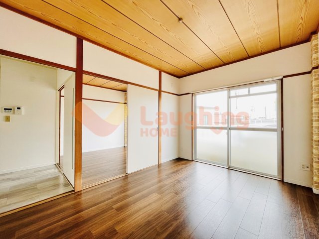 居室・リビング　ゆったりとしたリビングです※別号室のお部屋になります