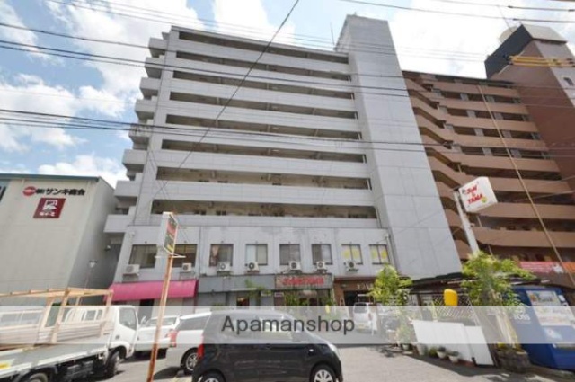 駐車場　エントランス