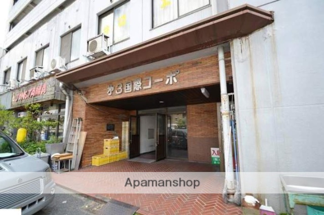 エントランス　駐車場